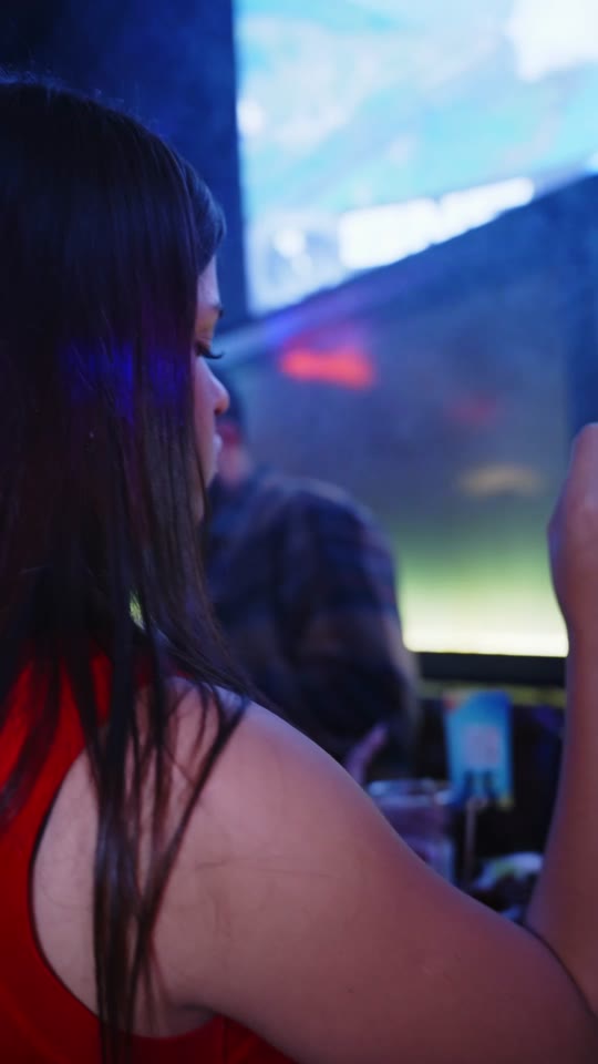 Dive Bar LIC — October — Nightlife reel NYC