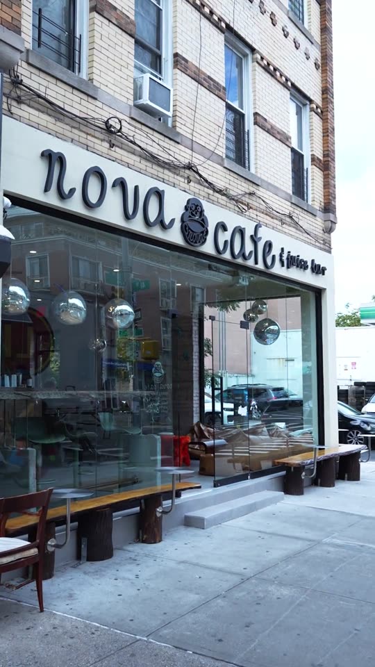 Nova Café — Matcha y Batidos — Cafetería reel NYC